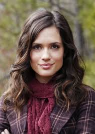 Fan Casting Meredith Morton (The Family Stone) as Meredith in Every Name,  Every Character