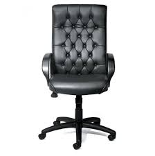 Things To Consider Before Buying The Black Leather Office Chair In 2020 Leather Chair Makeover White Leather Office Chair Black Leather Chair
