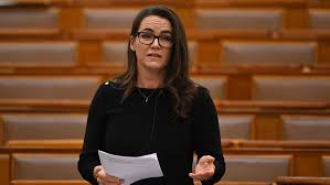 Novák katalin jelentette be twitteren. Index Belfold Novak Katalin Egyre Uresebb Lett A Konzervativok Altal Lakott Haz