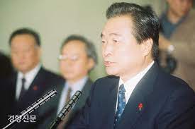 이 전 총리는 1934년 경기도 포천에서 태어나 경복고와 서울대. Uc8ownw Dpzbvm