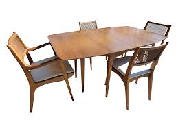 Obviously, this is my opinion based on the photos of the set that i received and the condition that i perceive in the photos. Kitchen Cartoon 4608 3456 Transprent Png Free Download Furniture Table Chair Cleanpng Kisspng