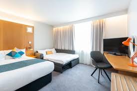 The holiday inn® bournemouth hotel has plenty of car parking space and is located in the centre of bournemouth, within easy walking distance to the sea front, town centre and bournemouth. Holiday Inn Bournemouth United Kingdom 2019 Reviews Pictures Deals