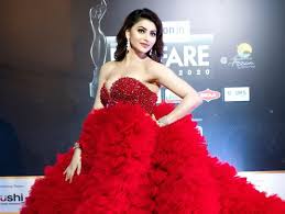 This indian actress, urvashi rautela, needs no introduction. Urvashi Rautela Urges All To Follow Pm Modi S Lockdown Guidelines Kalingatv