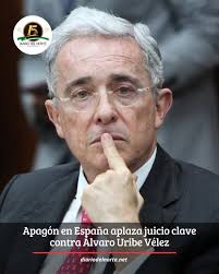La audiencia que se adelantaba este lunes contra el expresidente Álvaro  Uribe Vélez fue aplazada debido a un apagón general registrado en España,  donde se encuentra su abogado defensor, Jaime Granados Peña.