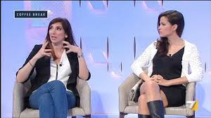 Sono veronica, sono romana, sono un'attrice. Veronica Gentili Italia Paese Confessionale Vissuto Come Meno Ostile Dai Terroristi Youtube