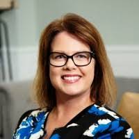 Tamara Holmes's Instagram, Twitter & Facebook