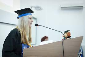 Tahun pelajaran 2021/2022 akan diawali pada hari senin, 12 juli 2021. Ucapan Selamat Wisuda Dalam Bahasa Inggris Dan Artinya
