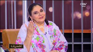 عادت الفنانة القديرة أسمهان توفيق مؤخراً إلى الكويت، بعد إجازة قاربت الأشهر الستة قضتها في القاهرة، لتستعد خلال أيام لانطلاق تصوير أول أعمالها لهذا الموسم، وكشفت في لقائها مع «الجريدة» أنها تخوض السباق الرمضاني. Ø§Ù„ÙÙ†Ø§Ù†Ø© Ø£Ø³Ù…Ù‡Ø§Ù† ØªÙˆÙÙŠÙ‚ ØªØªØ­Ø¯Ø« Ø¹Ù† Ø§Ù„Ø¹Ù…Ù„ Ø§Ù„Ø§Ø®ÙŠØ± Ù„Ù„ÙÙ†Ø§Ù† Ø§Ù„Ø±Ø§Ø­Ù„ Ø¹Ø¨Ø¯Ø§Ù„Ø­Ø³ÙŠÙ† Ø¹Ø¨Ø¯Ø§Ù„Ø±Ø¶Ø§ Youtube