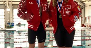El Campo captures girls, boys district titles