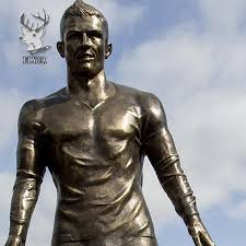 After james looks at controversial legislature around internet data privacy, he looks at a very unfortunate attempt at a bust of soccer star cristiano. Famous Fussball Player Leben Grosse Bronze Cristiano Ronaldo Statue Buy Bronze Cristiano Ronaldo Statue Life Size Bronze Cristiano Ronaldo Statue Bronze Cristiano Ronaldo Product On Alibaba Com