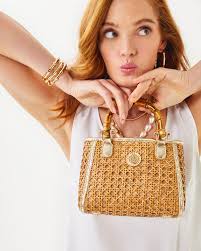 Stylish & Trendy Women's Accessories