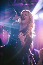 (p) 2010 the copyright in this audiovisual recording is owned by emi music poland sp. Patrycja Markowska Zaspiewa W Szalem Calisia Pl