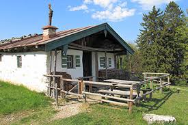 ▶ haus in mittenwald kontaktdaten ⏲ öffnungszeiten bewertungen das telefonbuch ihre nr. Ferienhaus Antonia In Mittenwald Oberbayern Gemutliche Und Komfortable 4 Sterne Ferienwohnungen Fur 1 Bis 2 Personen Erwarten Sie Umgebung Familie Johann Und Rosemarie Gschwendtner Freuen Sich Auf Ihren Besuch