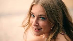 Lena Beck's Instagram, Twitter & Facebook