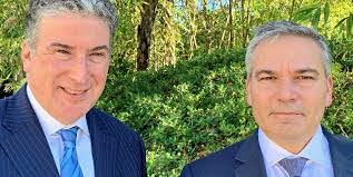 Douglas Wheat's Instagram, Twitter & Facebook