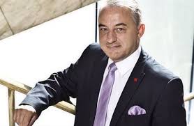 Narodil se v opavě a žil v hlučíně a následně krátce v bohuslavicích na opavsku. Do Cela Cmkos Byl Zvolen Josef Stredula Nejsilnejsi Odborovou Centralu Povede Dalsi Ctyri Roky Domov Lidovky Cz