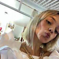 Fany Lozano (@FanyLozano19)