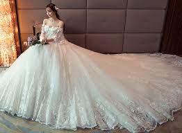 Shoulder Length Wedding Dress 2018 New Slim Korean Version Bride Wedding Luxury Long Tail Extravagant Wedding Dresses Fancy Wedding Dresses Wedding Dresses