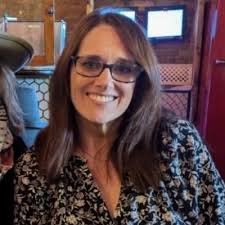 Dr. Sana Shaikh: Building Bridges, not Bias: Navigating Relationships in…