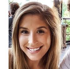 Laura Mceachern's Instagram, Twitter & Facebook