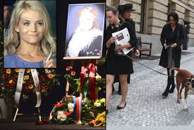 Dagmar havlová (born dagmar veškrnová on 22 march 1953 in brno, czechoslovakia) is a moravian actress. Pohreb Gabriely Vranove Dagmar Havlova Prisla I Se Psem 24 Zpravy