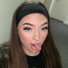 Eva Stanton (@evastantonn)