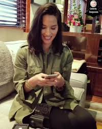 Striegel and black are friends, and in an apology statement given to the los angeles times. Olivia Munn Talks Using Weapons In The Predator Avpgalaxy