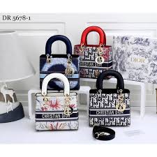 Nikki knightly desfruta de sexo com kat dior. Txpnum0uff6awm