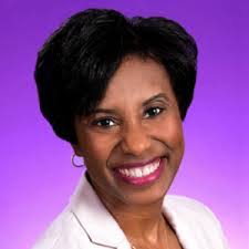 Janet Ennis's Instagram, Twitter & Facebook