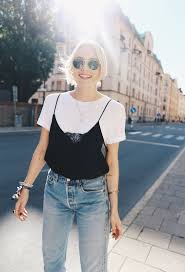 When The Temps Start To Drop And You Start To Feel The Cold Creeping In Then You Know It S Fall Fall Time Is A Really Good Time To Fashion Street Style