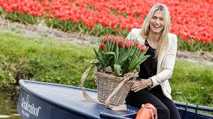 1.73 m (5 ft 8 in) playing. Handbalster Estavana Polman Krijgt Eigen Tulp Tulipa Estavana Omroep Gelderland