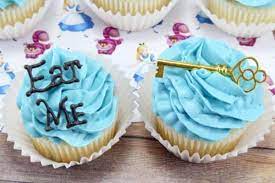 How to make alice in wonderland cupcakes. Alice In Wonderland Cupcakes Recipe