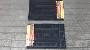 Keset krisbow yang terbuat dari bahan karet berkualitas ini memiliki ukuran yang cukup lebar, yaitu beda bahan, ukuran, dan motif, bisa turut mempengaruhi harga dari keset kamar. Keset Dan Karpet Selatan Jaya Agen Distributor Plastik Surabaya
