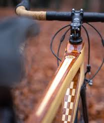 Wood Bikes Die Synergie Aus Vergangenheit Und Gegenwart Formt Das Material Fur Die Zukunft Holzfahrrad Fahrrad Holz