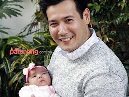 SmartParenting.com.ph: First-time dad John Prats talks about falling in  love all over again