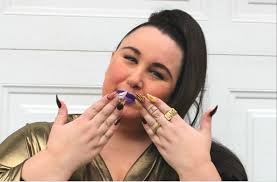 Tap cards use chip technology, offering enhanced security and protection when tapped or inserted. 13 Hacks For Acrylic Nails That Will Make These Babies Way Easier To Wear