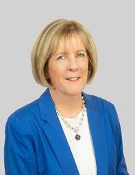 Laurie Levitt's Instagram, Twitter & Facebook