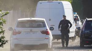 Finaliza el registro de la vivienda que perteneció al acusado del crimen de  Esther López