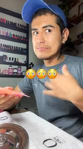 Así empecé en este mundo de las uñas 😂, alguien que le diga a mis clientas  que ya no las hago así 😂🤭., #nails #funny #manicuristamexicana🇲🇽
