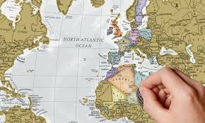 Tenslotte vormen antarctica en oceanië de over het algemeen minst bekende werelddelen op de wereldkaart. Channel Distribution Gifts En Gadgets Maps International Kras De Wereld Wereldkaart Engels