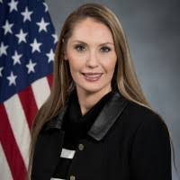 Elizabeth Mcculley's Instagram, Twitter & Facebook