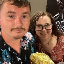 Marisa Erwin's Instagram, Twitter & Facebook