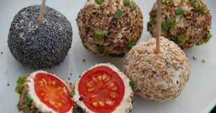 La Cuisine Des Anges Boulettes De Tomates Cerises Au Chevre Du Blog Ca Bouffe Un Doberman Recette Recette Facile Cuisine