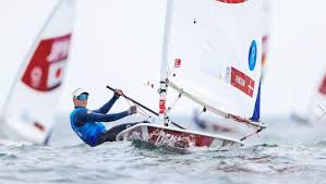 Sitet for kapsejlere, tursejlere, motorsejlere og surfere. A2asom7usruubm