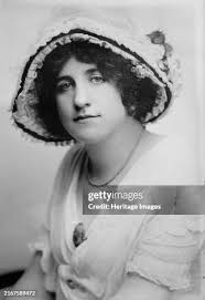 500 Elizabeth Regina Stock Photos, High-Res Pictures, and Images