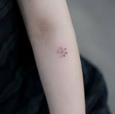 Thinking Of Getting A Tiny Tattoo Get All Your Small Tattoo Ideas And Inspo Right Here Tiny Tattoos Mini Tattoos Tattoos
