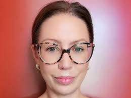 Russell Eason's Instagram, Twitter & Facebook