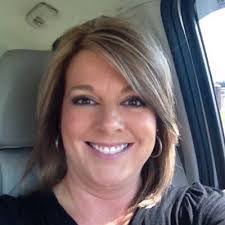 Jamie Lemmons's Instagram, Twitter & Facebook