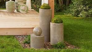 Brunnen Kugel Garten Beton Wasserspiel Deko Moos Selbermachen Beton Brunnen Garten Diy Gartenbrunnen