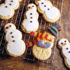 Senior editor jan miller is sharing stories about better homes & gardens' special legacy of christmas cookie ideas and recipes. Better Homes And Gardens 15 Festive Christmas Cookies For The Whole Family Milled